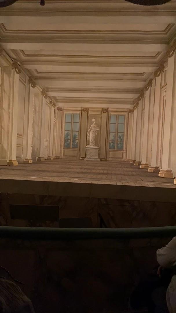 Theatre de la Reine - Photo 3